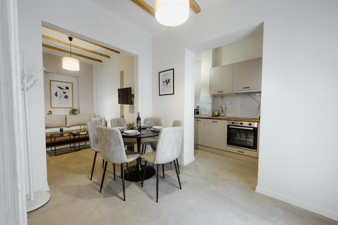 Lb Luxury Apartments Volos Esterno foto