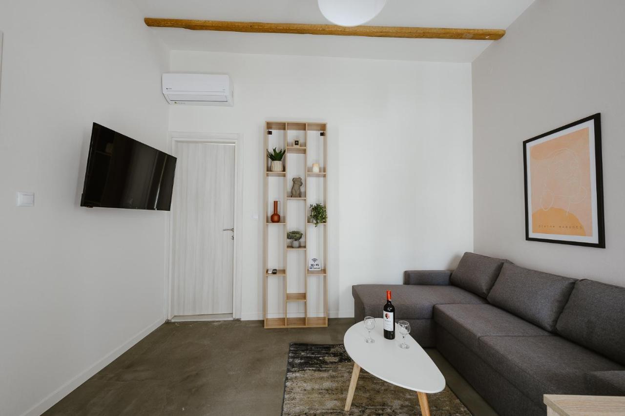 Lb Luxury Apartments Volos Esterno foto